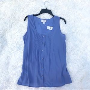 💙Business casual LOFT Flowy Pleated Button down